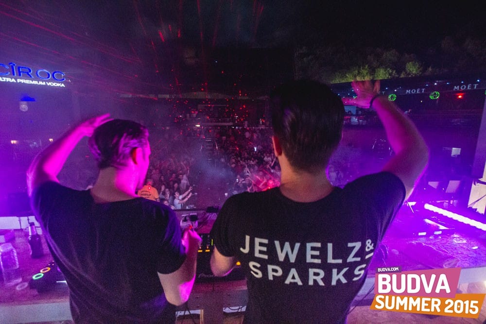 Jewelz & Sparks | Top Hill