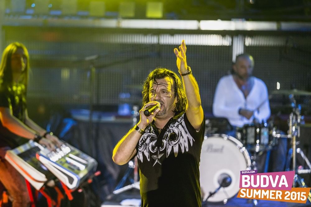 Aca Lukas | Top Hill