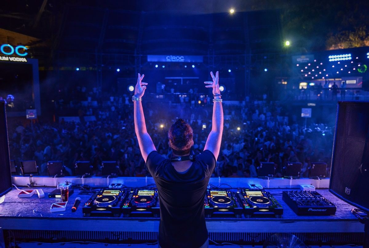 Sander Van Doorn | Top Hill