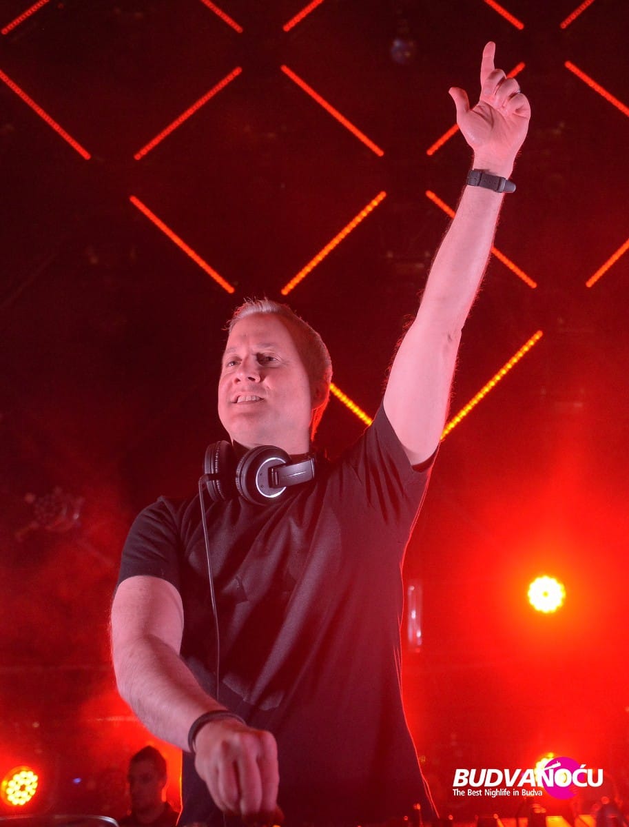 FRIDAY MADNESS: ROBBIE RIVERA + Nigel | Top Hill