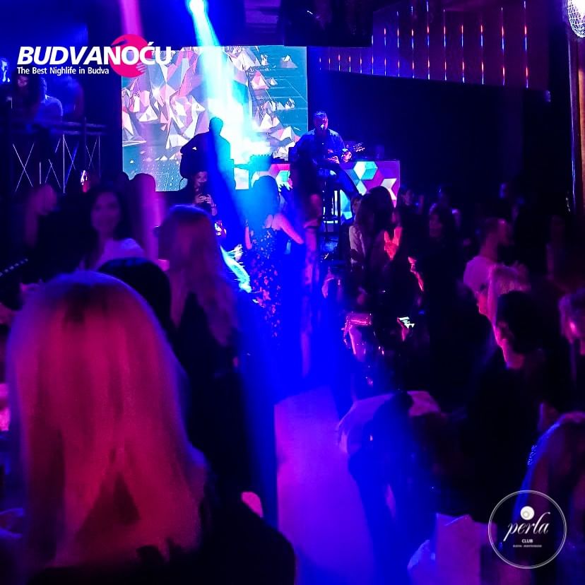 In Time | Perla Club