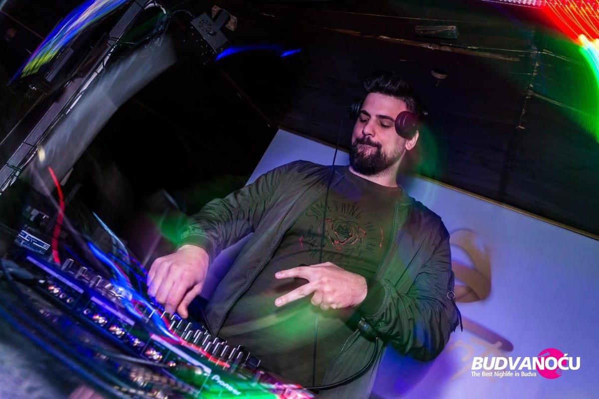 Saturday Party | Ambiente Night Club