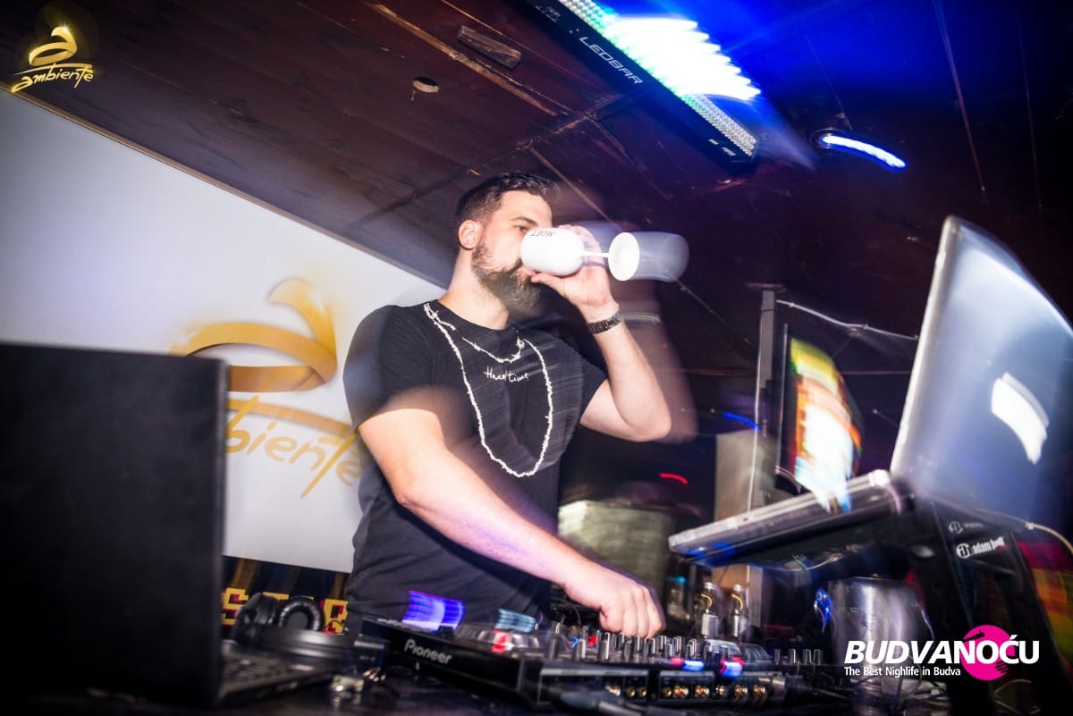 DJ Vuleta  | Ambiente Night Club