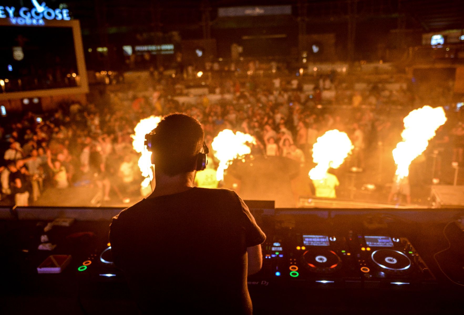 DJ Lo & DJ Nigel  | Top Hill