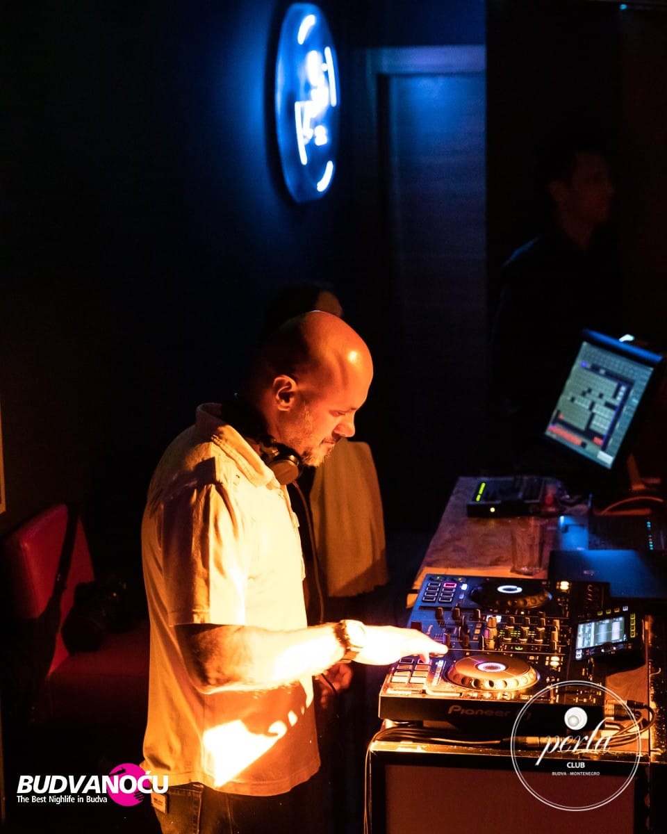 LuckyDee | Perla Club