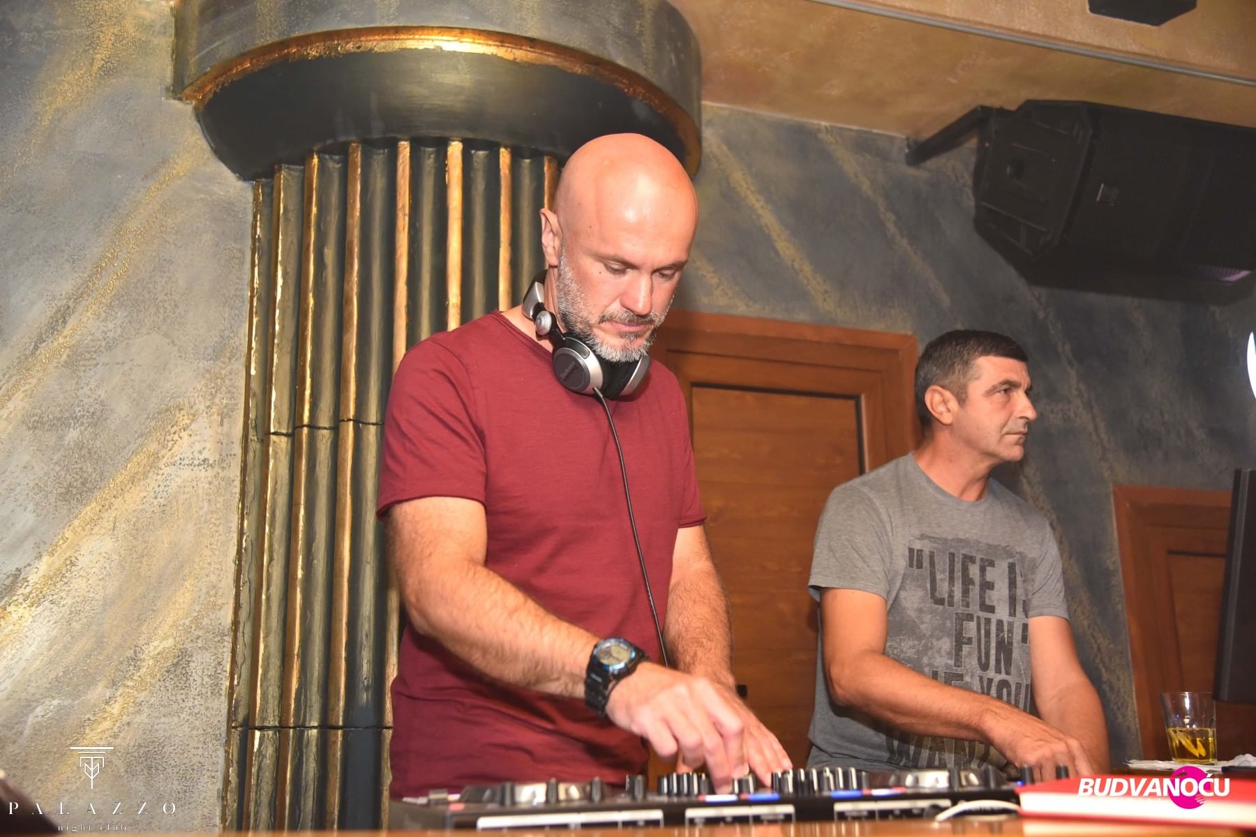 LuckyDee | Palazzo Night Club