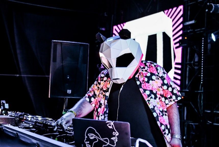 Pink Panda | Top Hill