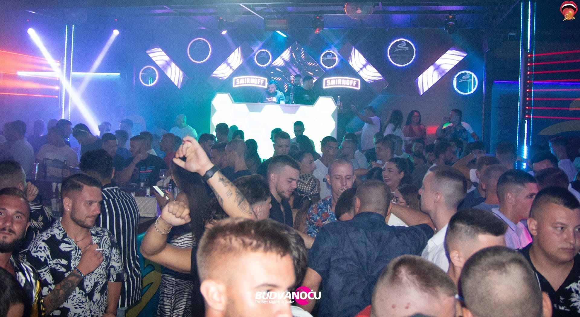 DJ Sophie & DJ Sandex | Club Ambiente