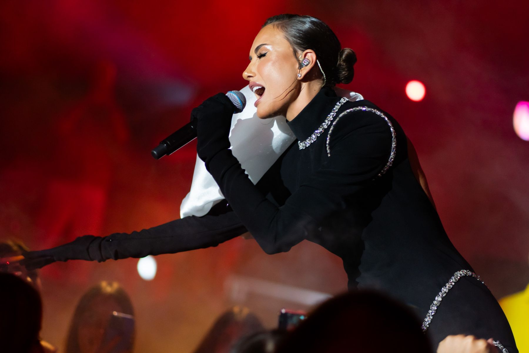 Emina Jahović | Top Hill