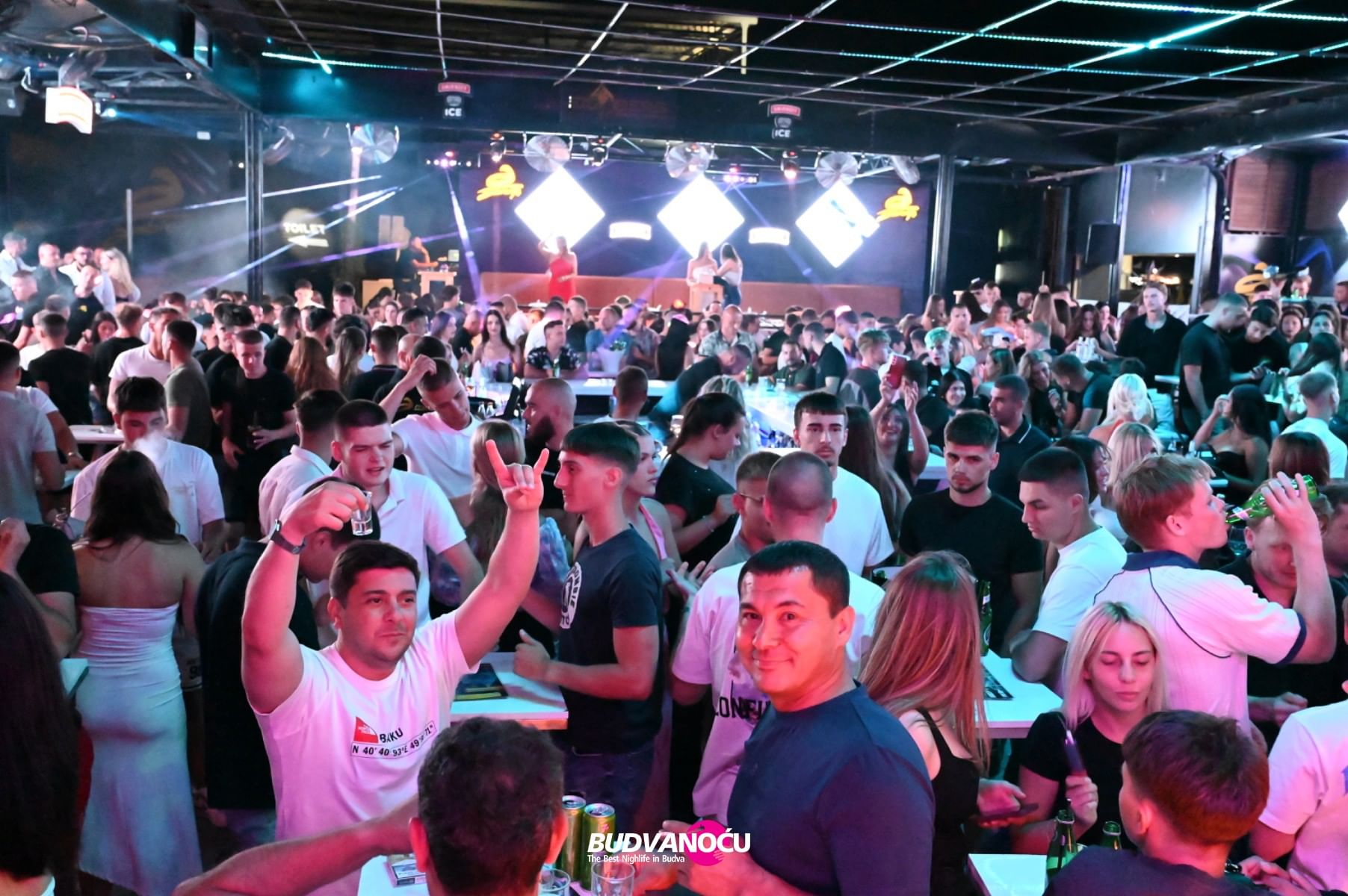 DJ Godra & DJ Sophie | Club Ambiente