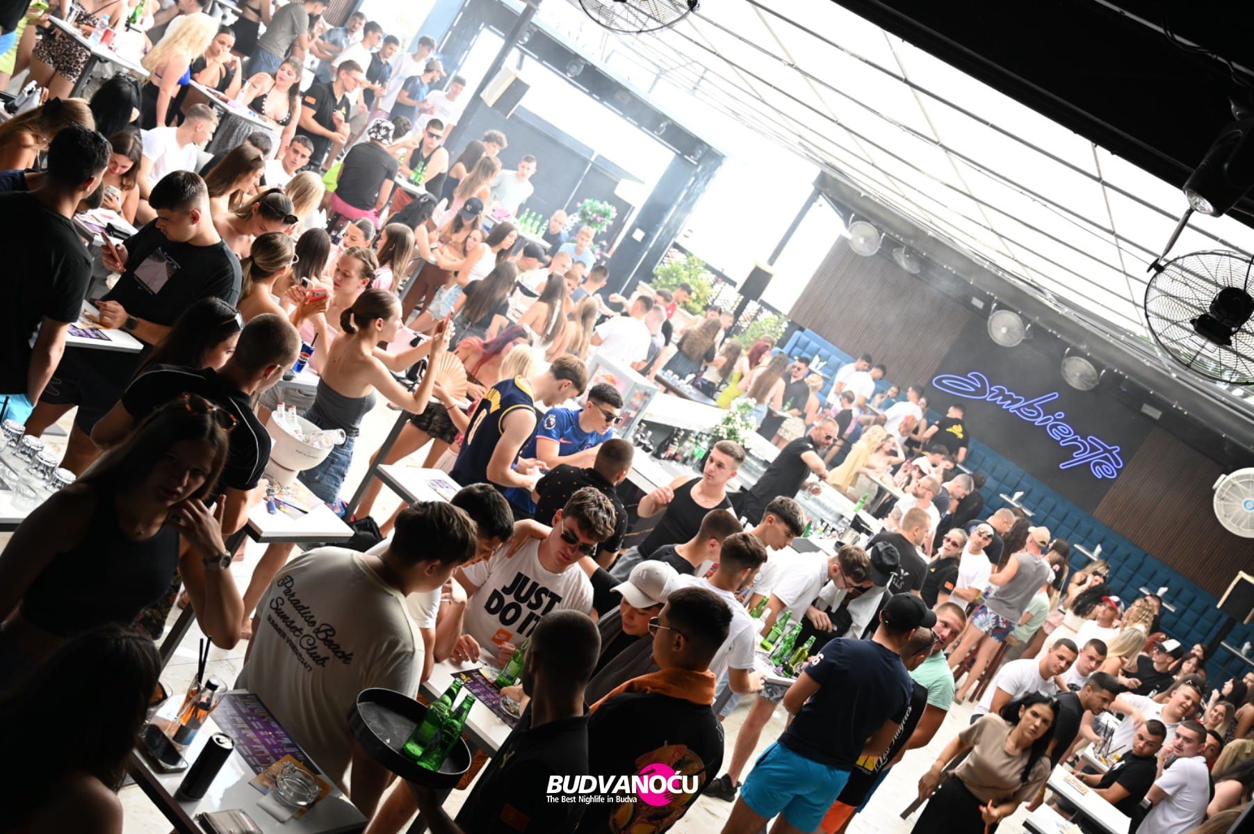 2 Soma | Club Ambiente